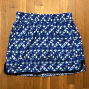 T by Talbots Everyday stretch blue diamond pattern Skort M